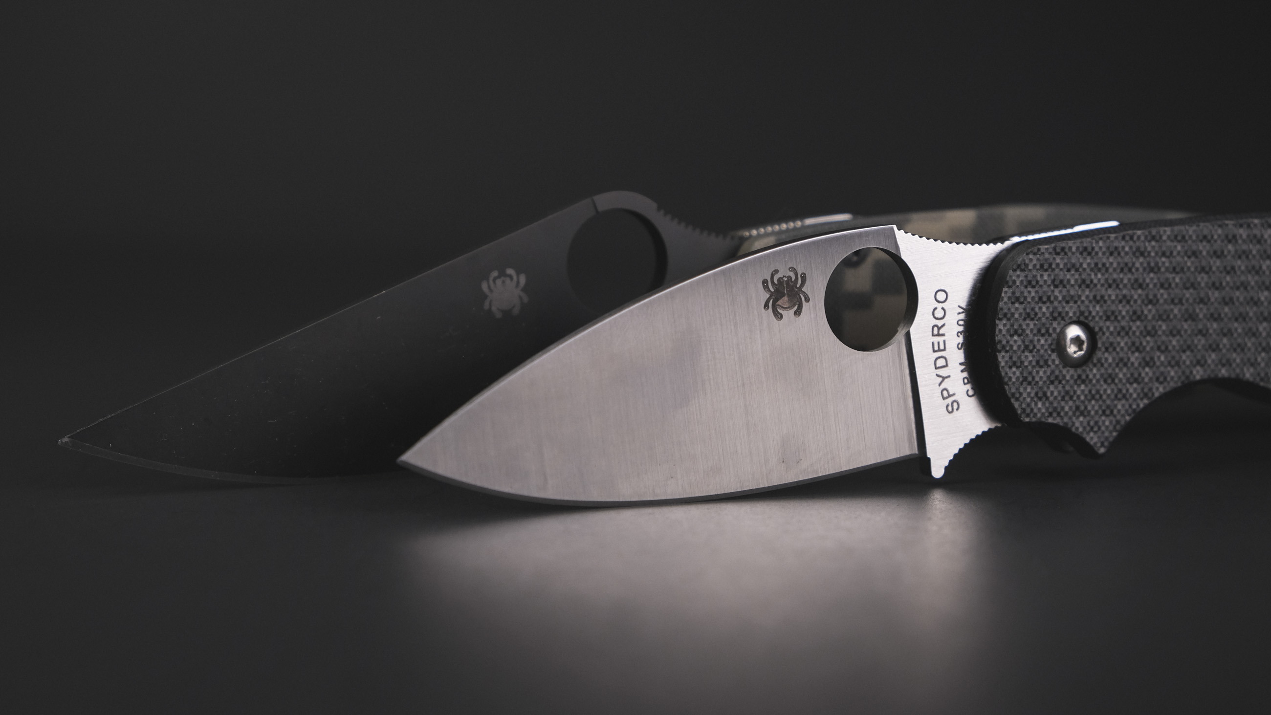 Spyderco Sage 5 vs Paramilitary 2